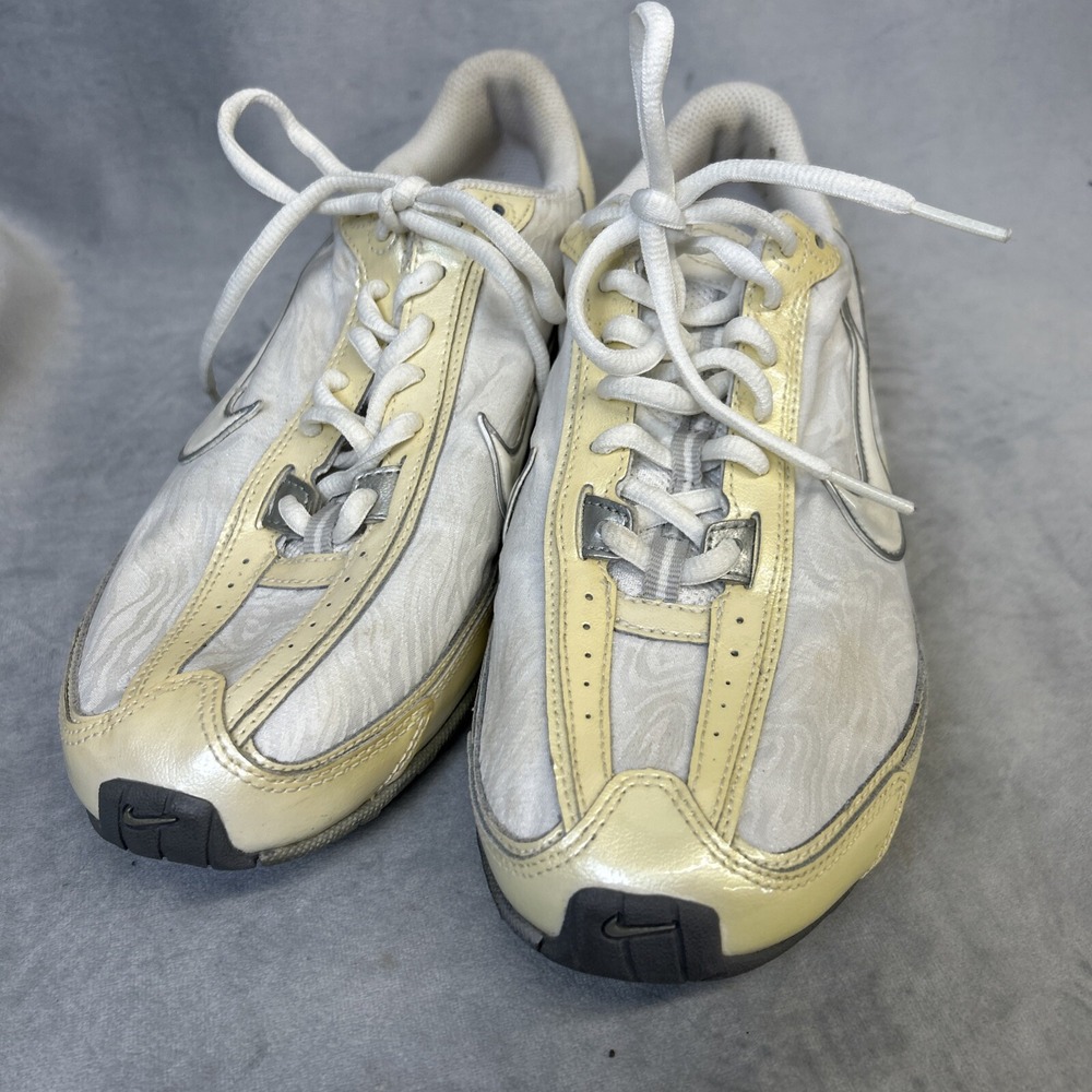 Nike Reax Revolution Running Shoes Womens Size 7.5 333767-111 White Gray Sneaker - Picture 9 of 16
